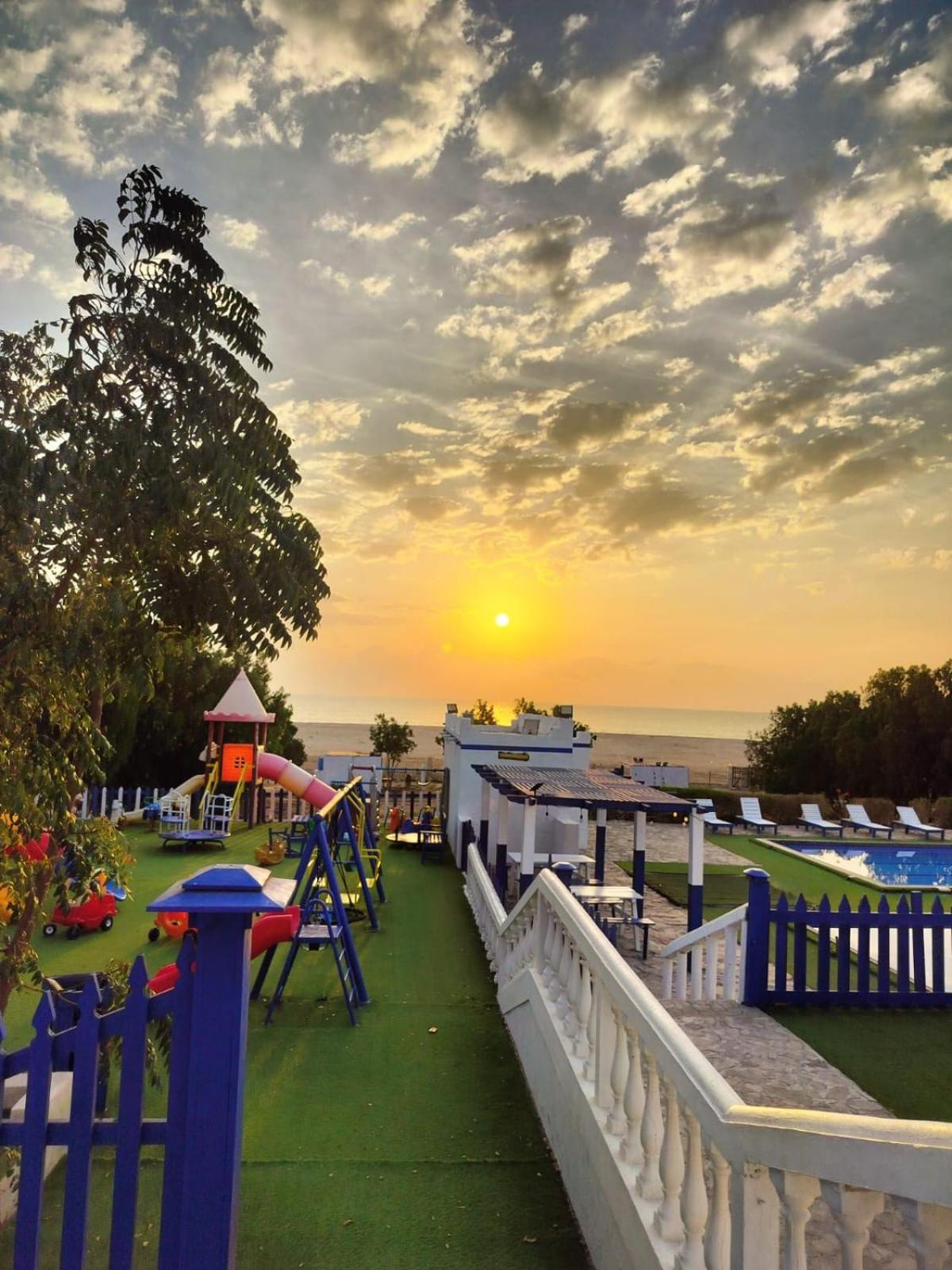 Al-Ashkhara Beach Resort منتجع شاطئ الأشخرة Al Sharqiyah Екстериор снимка